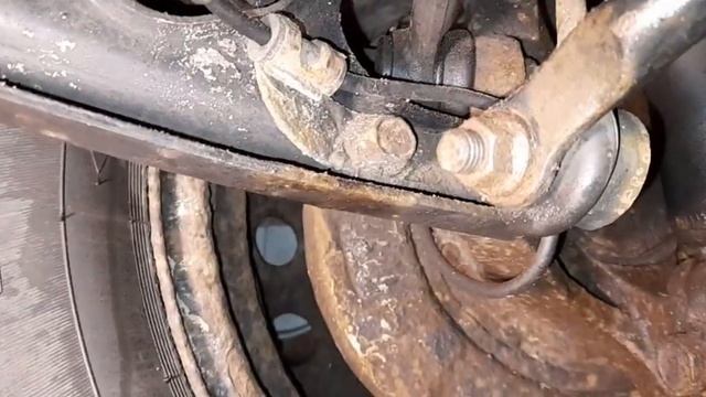 Замена задних стоек стабилизатора на Хёндэ Элантра 4