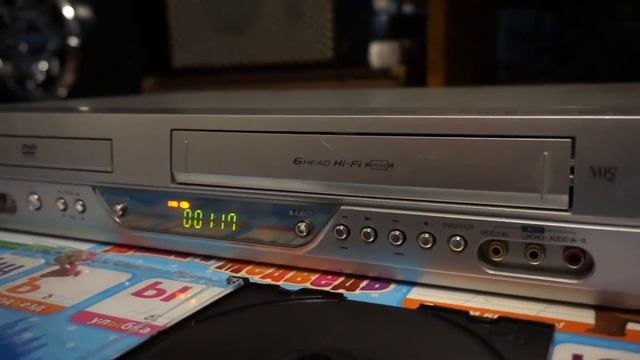 Видеообзор Hi-Fi Комбо DVD-VHS проигрыватель LG DCK583X