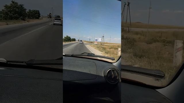 Обсуждали еду в придорожных кафе и только потом до обоих дошло, что камеру я так и не выключила