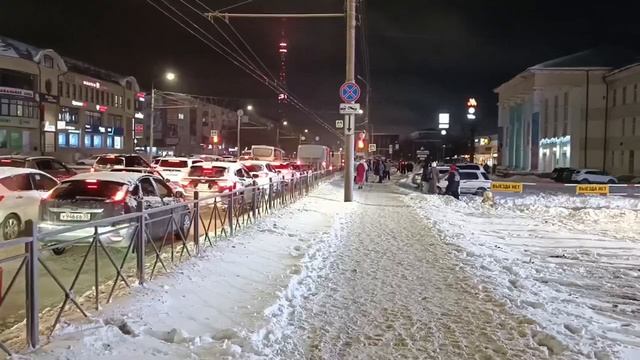 пробка на проспекте Мира в 9 вечера