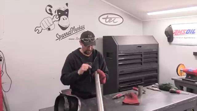 15.Triumph TT Legend, 3-into-1 Header Pipes (Pt1) Practice !