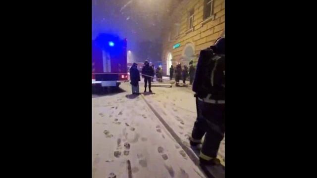 В Питере на Среднеохтинском 10 в отд Сбера произошёл взрыв_ Пострадавших нет