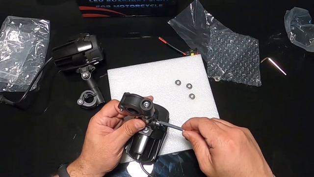 COMO INSTALAR OS FARÓIS AUXILIARES NA HONDA NC 750X