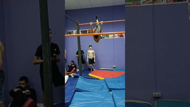 Занятия на ПереКладинах 7.12.24 Упражнения на Турниках в Зале ФВСА. СКК "Вместе"