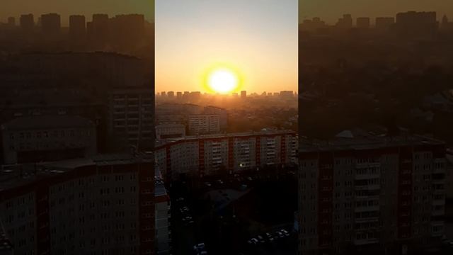 закат в городе.mp4