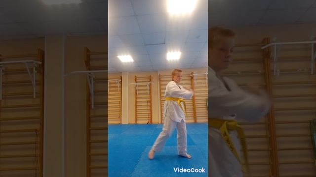 3 фунце