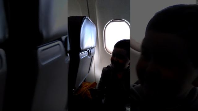 Олежке в самолёте, летящий в Бургас 2016 год