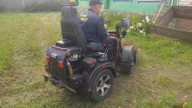 Работа самодельного минипогрузчика.