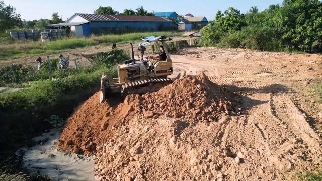 Строительство, новый участок под засыпку