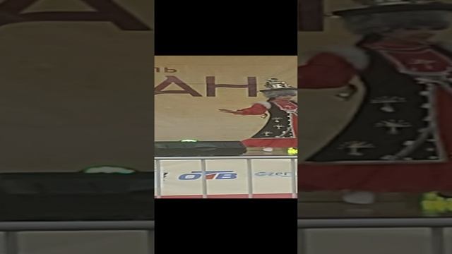 Танец с самоваром!
