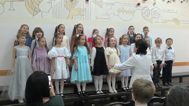 "Новогодняя ночь" 1 класс хор музыкальной школы