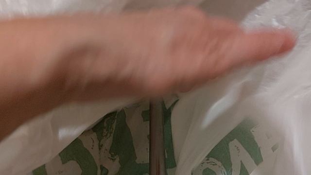 Потёк смеситель. Надо идти в магазин за прокладкой