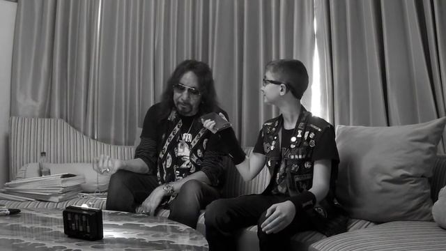 ACE FREHLEY of KISS on Death & Reincarnation, Seeing UFO's, New Record, more