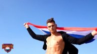 Manhunt Netherlands | raise your flag