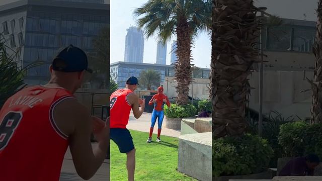 Spiderman vs Parkour