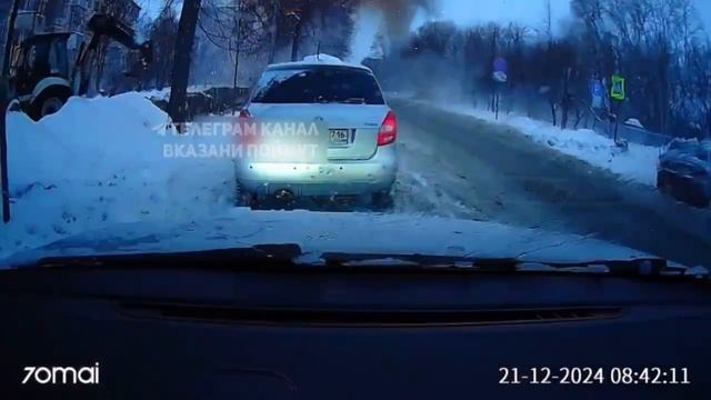 Спикировавший на дерево в Казани и взорвавшийся украинский дрон-камикадзе «Лютый».   Военный Осв...