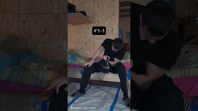 тренировка рук с одной гирей 32кг