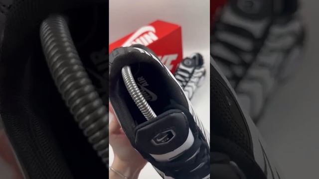 Кроссовки Nike Air Max TN Plus v3