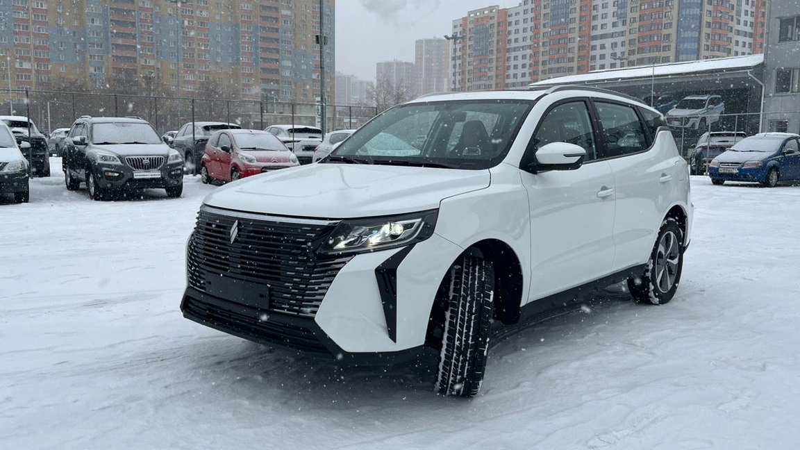 Обзор автомобиля ливен х6про