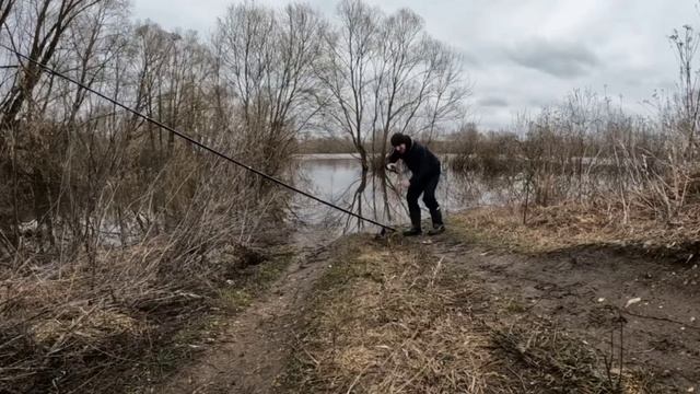РЫБАЛКА НА ПОПЛАВОЧНУЮ УДОЧКУ