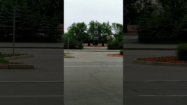Памятник пограничникам, погибшим при защите границы.