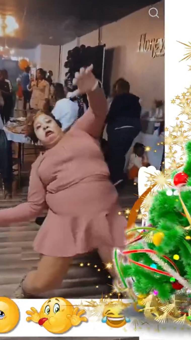 Возраст танцам не помеха)...
