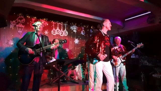 "БРОДЯЧИЕ АРТИСТЫ".
АЛЕКСАНДР ЕВДОКИМОВ, ВИА"ПЛАМЯ"🔥 И ВИА"ПОЮЩИЕ"🎸