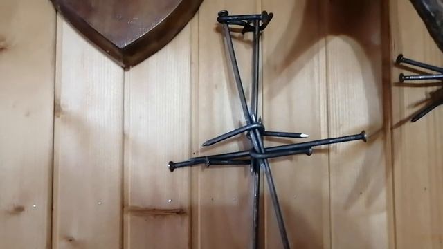 Новый крест из гвоздей