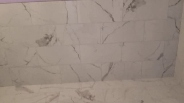 Не большое видео по плиточной отделки, Мишанька почти закончил.