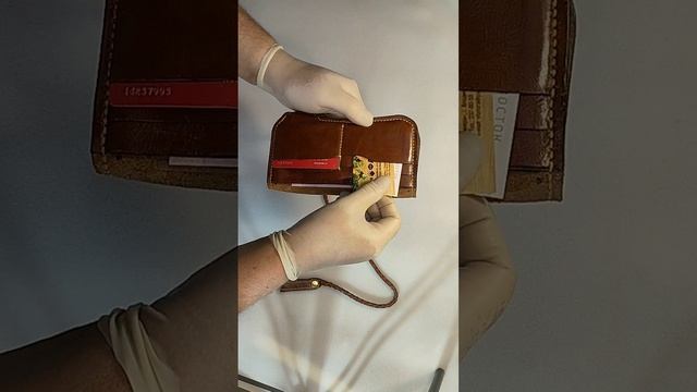 байкерский кошелек из кожи со шнурком