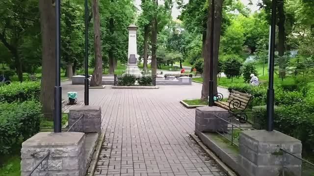Гайдамакский сквер.