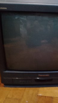 Продаю Телевизор Panasonic TC-21L3R -650 рублей