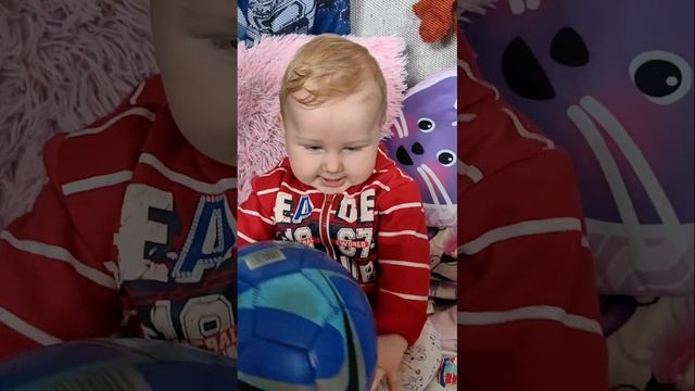 Милый малыш. Если тоже улыбнулся, то поставь лайк  #малыш #милота #дети #baby #babybloger #cutebaby