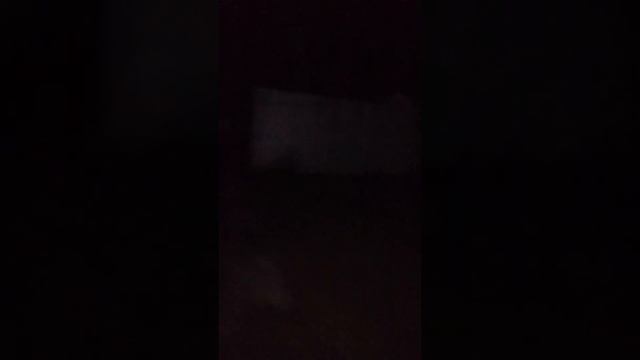 Какойта мужык хател надрать уши вот дебил