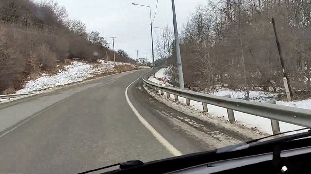 Фильм №92 часть 4 зимой в летнем автодоме в горах