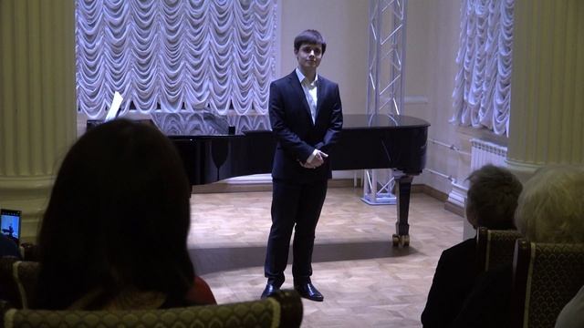 Г. Свиридов "Страдания любви"? "Русская песня" - исп. Артемий Ворон