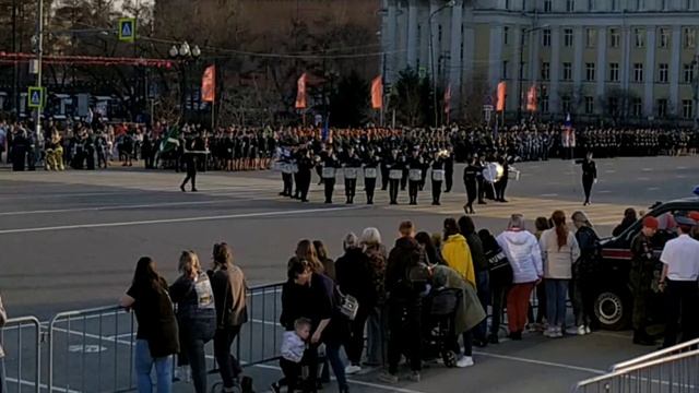 Барабанщики на репетиции к 9 мая