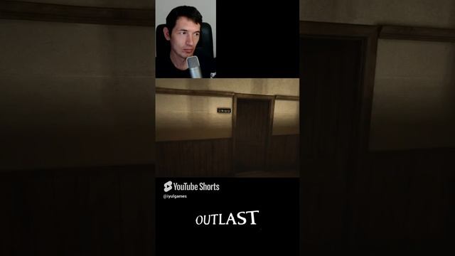 Outlast: Первый скример и я испугался