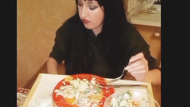 МУКБАНГ