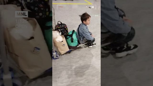 Я люблю кататься в аэропорту