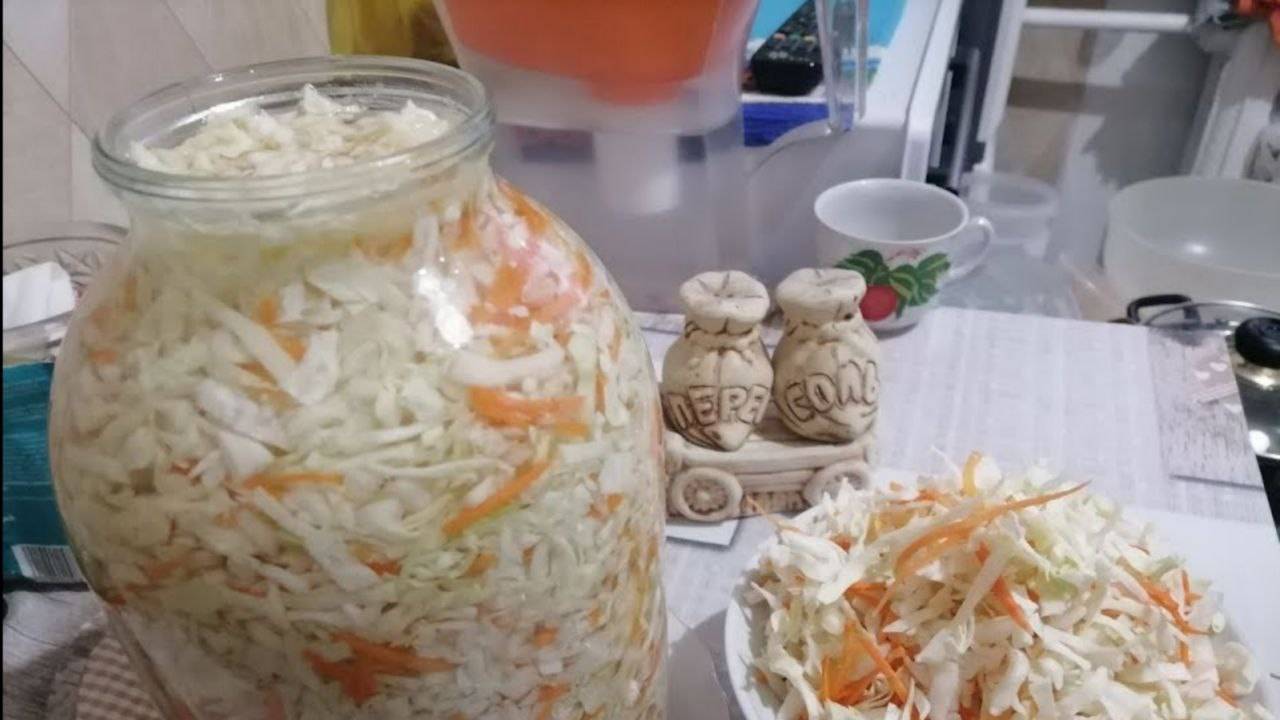 Квашеная капуста.