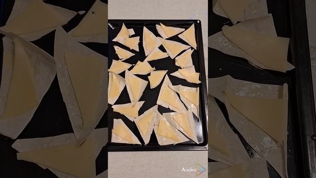 СЫРНЫЕ ЧИПСЫ ИЗ ЛАВАША-когда не знаете, что с ним сделать...