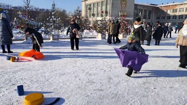 "Ёлки-иголки" выставка-конкурс