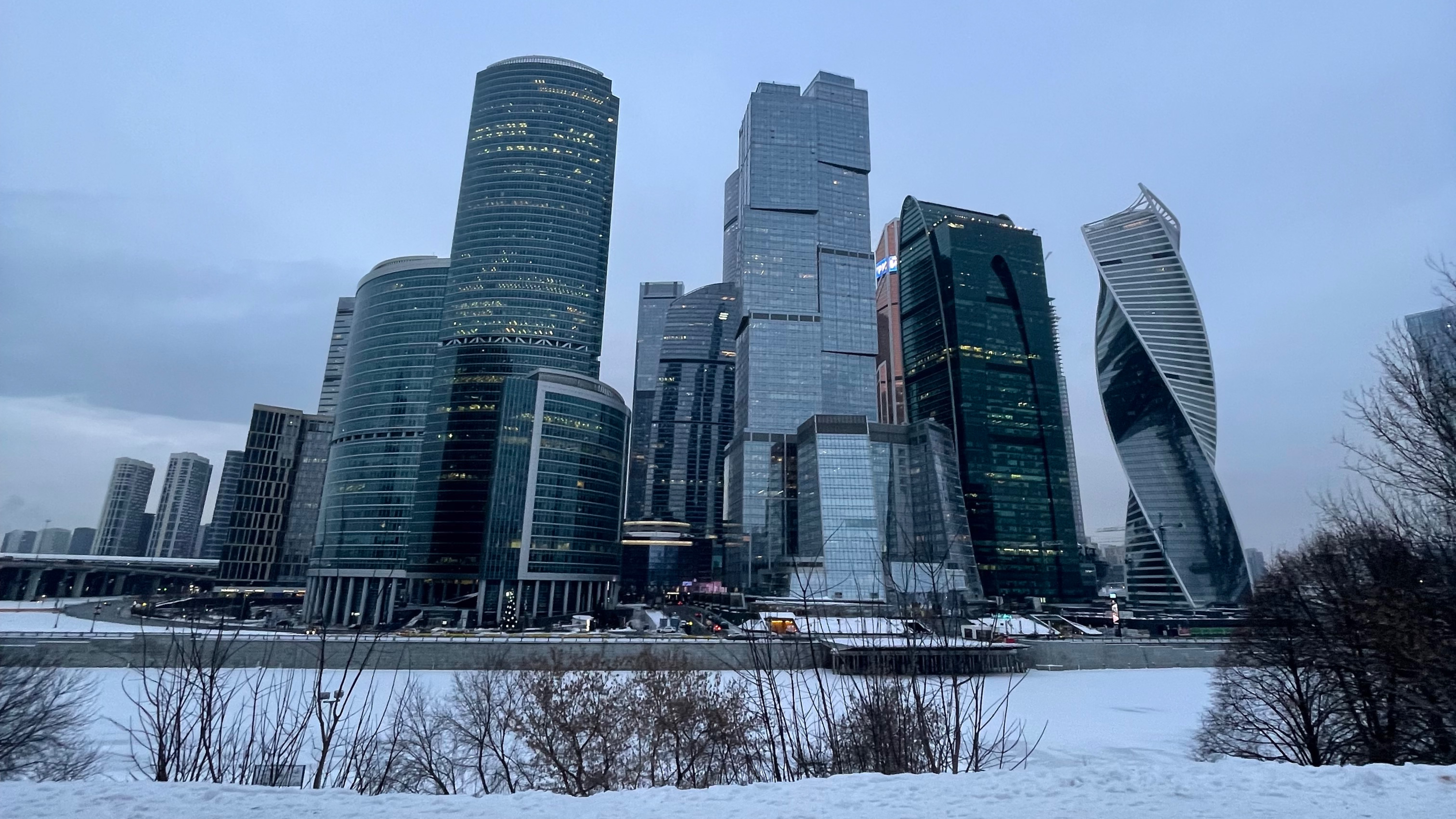 Бизнес центр МОСКВА СИТИ/ Смотровая площадка МГУ на Воробьевых горах.