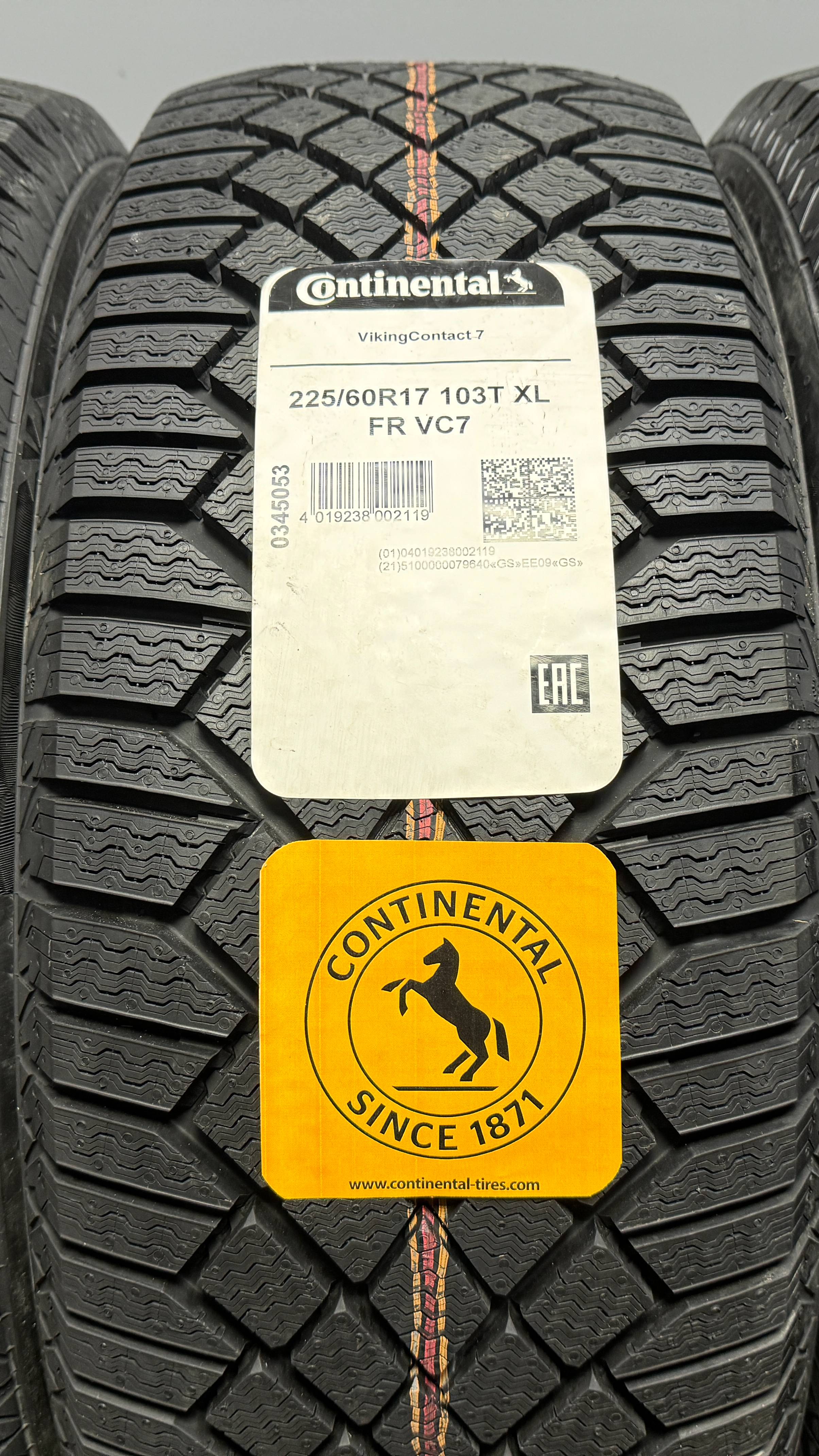 Continental VikingContact 7 225/60 R17 103T