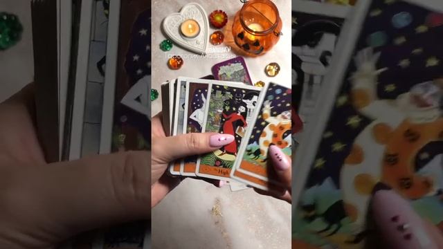Halloween tarot ￼ Таро Хэллоуин  #обзорколоды #таро #обзортаро