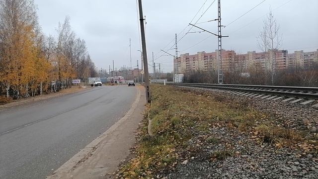 Поезд Выборг - Хийтола в окрестностях Выборга снято 27.10.2024г