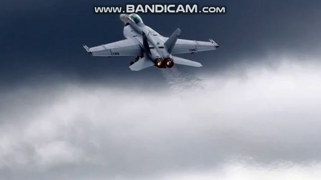 Ракетный крейсер США по ошибке сбил истребитель F/A-18 над Красным морем