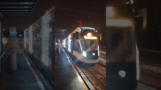 Новогодний трамвай в Строгино