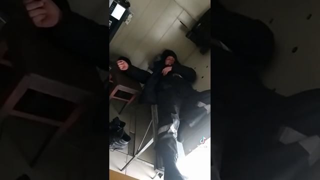 Спит Сереженька🤣🤣🤣🚀☝️